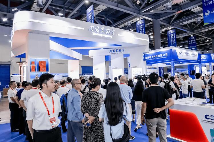 聚焦半导体光电装备、材料、器件及半导体照明器件——南昌光电博览会分论坛一专家观点综述